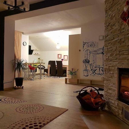 Cristina House Apartment Brasov Bagian luar foto