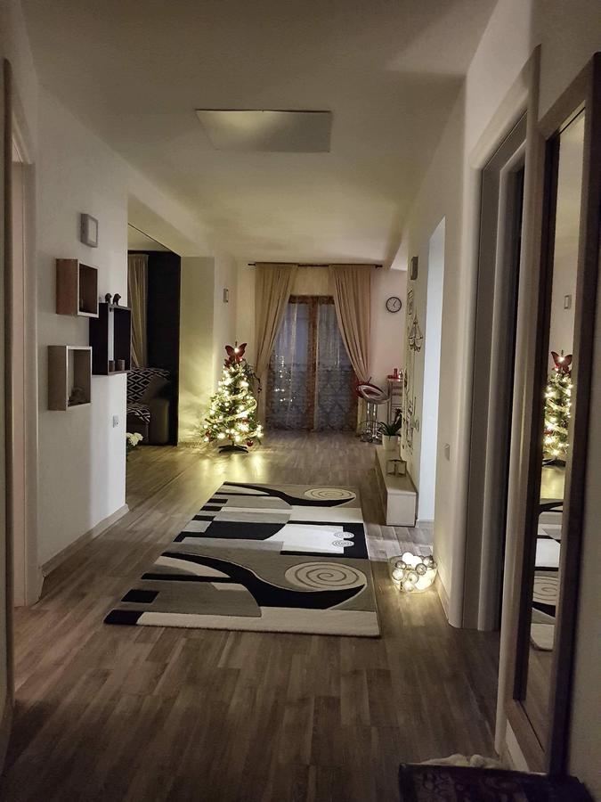 Cristina House Apartment Brasov Bagian luar foto